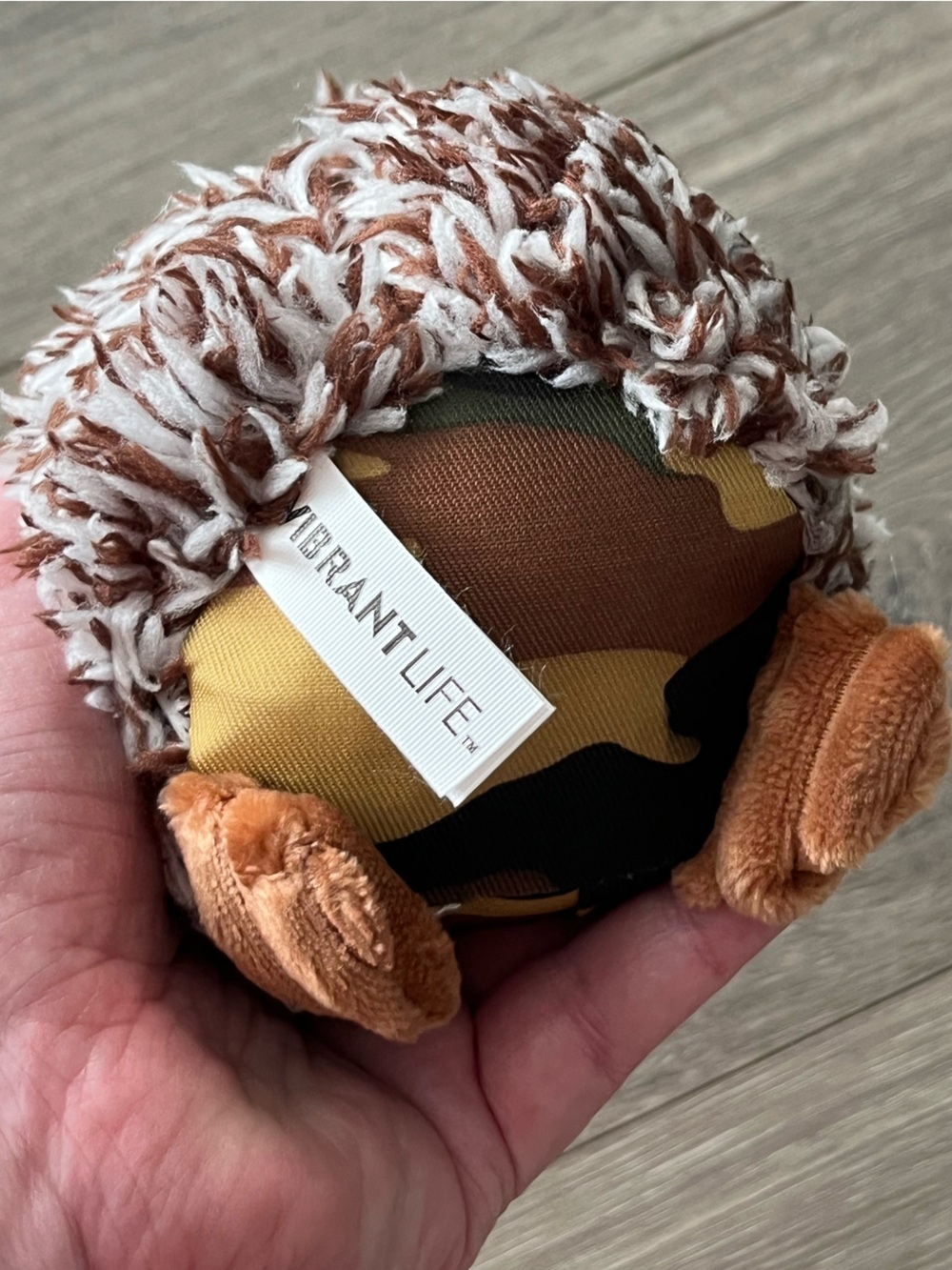 NWT 3 Beers and a Hedgehog Dog Chew Toys from Vibrant Life - Picture 6 of 14